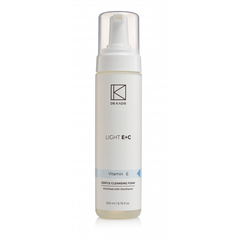 Dr.Kadir-Нежная очищающая пенка с витаминами E+C для жирной кожи - Light E+C Gentle Cleansing Foam, 200 мл.
